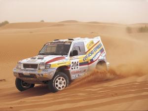 Mitsubishi Pajero Evolution Dakar 1999 года